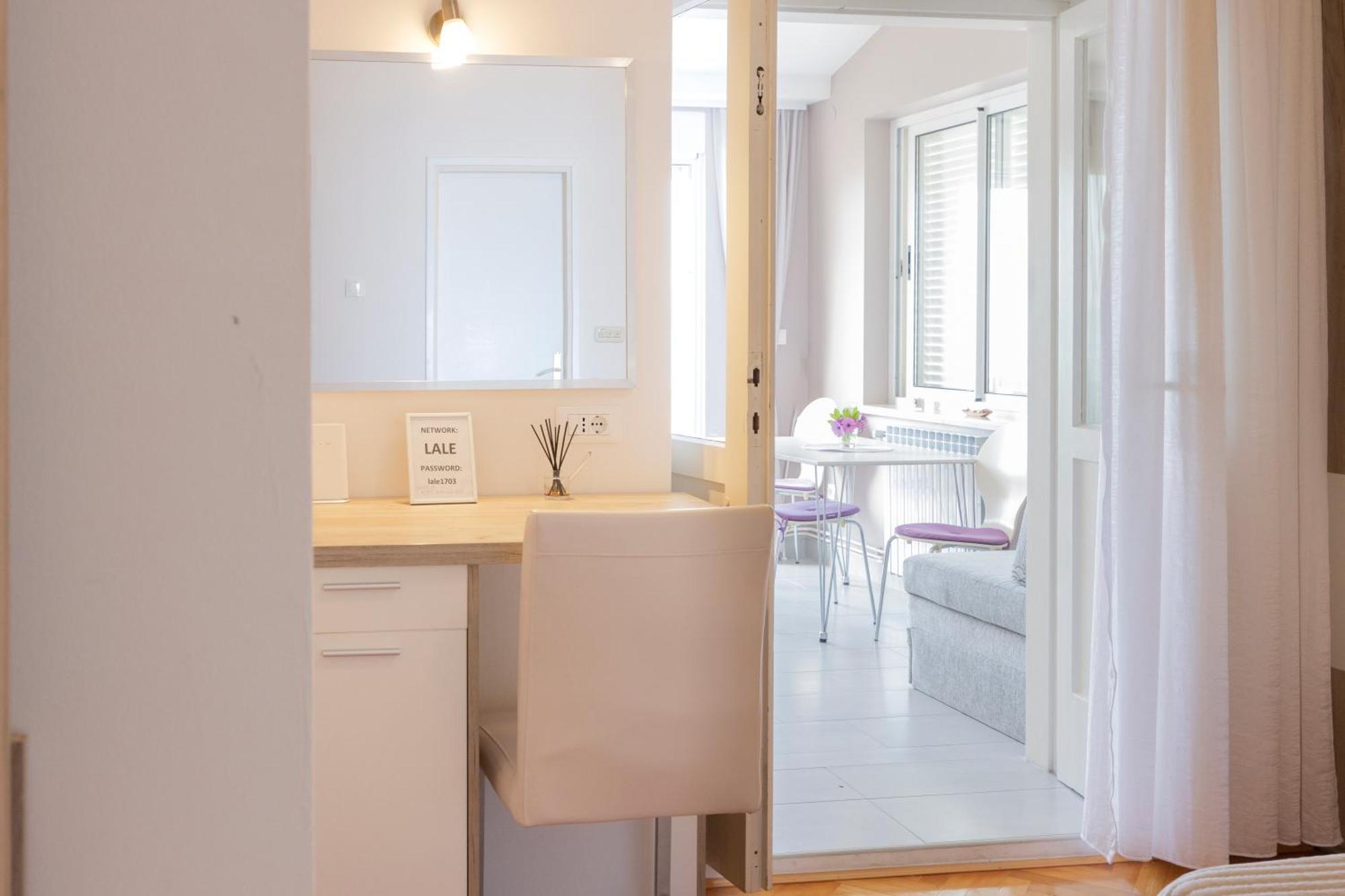 Apartmans Lale Brela Eksteriør bilde